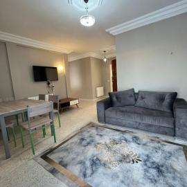 Appartement lumineux avec superbe vue mer, Hotel in Chott Meriem