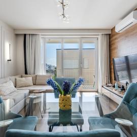 Talea Elegant Escape by PikHost