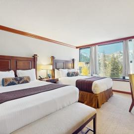 Lovely Ski-in-ski-out condo at Squaw Creek with stunning valley & mountain view