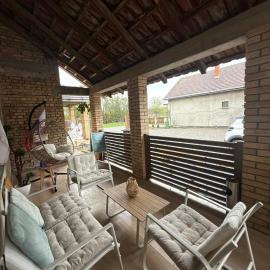 Seosko turističko domaćinstvo '' V&M '' Belo Blato