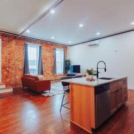 American Hall - Hamilton Suite