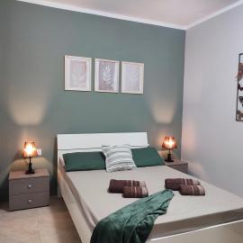 Comfy & Spacious 1BDR 3 Min to Beach