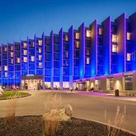 Grey Eagle Resort, hotel en Calgary