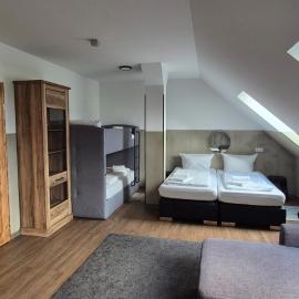 PIDLYY Shared-Apartments Bielefeld WLAN und Küche Free parking, hotel en Bielefeld