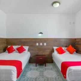 Hotel Palma Real, hotel em Francisco Uh May