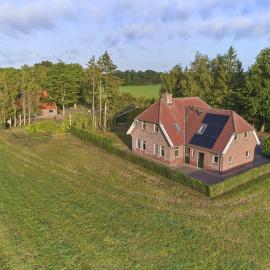 t Achterhoes, Hotel in Neede