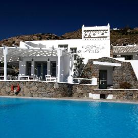Olia Hotel, hotell i Tourlos