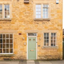 Beautiful 2 Bedroom Home in The Cotswolds