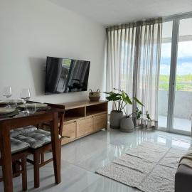 Departamento a estrenar tipo Resort en Complejo Altamira Surubi i 10 minutos del Aeropuerto Silvio Pettirosi