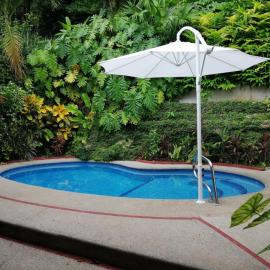 Casa Colibri Punta Leona piscina privada Playa Blanca y Mantas a un paso, hotel Tárcolesben