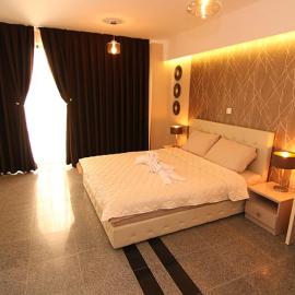 Hotel Korzo โรงแรมในบิโตลา