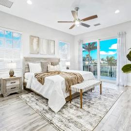 114 Mediterranean Way, hotell i Indian Harbour Beach