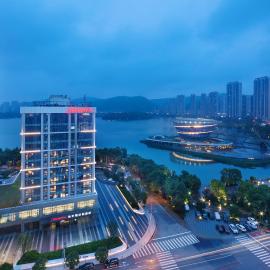 长沙梅溪湖希尔顿欢朋酒店, khách sạn ở Leifeng