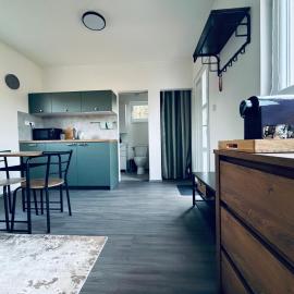 Apartmán Da Camillo u Velkých Popovic, hotel in Petříkov