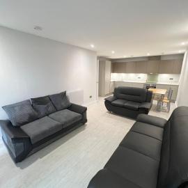The Slough Residence - 2 Bedroom