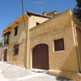 Casa Rural Las Mieles, hotell i Chillarón del Rey