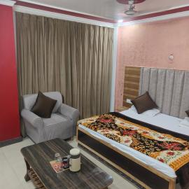 Hotel Royal Palace, khách sạn ở Meerut