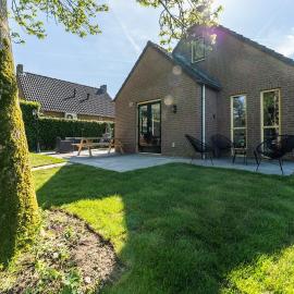 Vakantiehuis & sauna, weids uitzicht