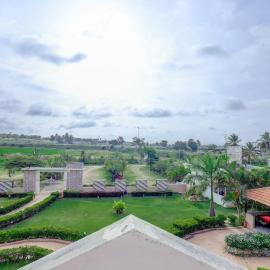 Royal Garden Brindavan Resort, hotelli kohteessa Hosa Kannambādi