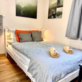 Modern 1BedRoom Condo Prime Warsaw Location