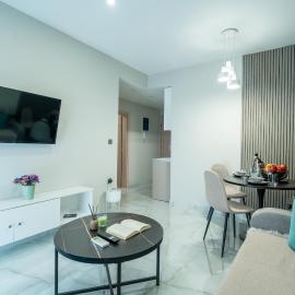 A living skg 2 Quiet Luxury, hotel in Thessaloniki