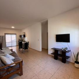 Amplio Departamento 2 Habitaciones con Cochera en Rivadavia Hasta 4 Personas