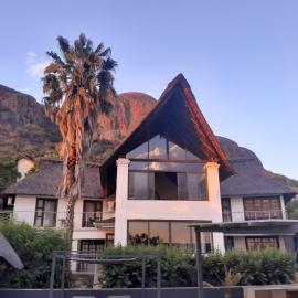 Galagos Guest House, hotel v destinácii Hartbeespoort