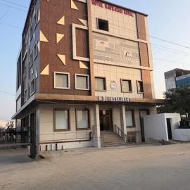 Mainpuri में, होटल Hotel Navratan Royal Mainpuri
