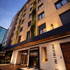 Biohotel Organic Suites Bogotá Usaquén، فندق في بوغوتا
