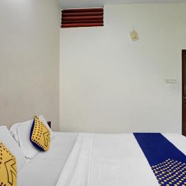 Hotel O Vishu Moni Residency