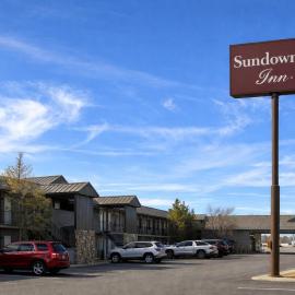 Sundowner Inn Forsyth I 94, hotel in Forsyth