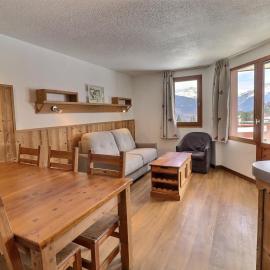 Confortable 2 pièces cabine, skis aux pieds, proche commerces - FR-1-182A-10 โรงแรมในคูร์เชอแวล