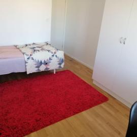 Cozy Guest Room in Green Uppsala - Walk to Central Station, hotel in Uppsala
