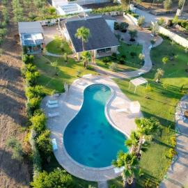 USCIGLIO - Rooms & Pool, Hotel in Sanarica