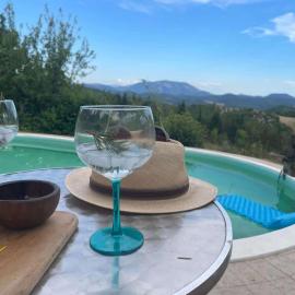 Villa dell'Agata - rustige natuurvilla met zwembad in Le Marche