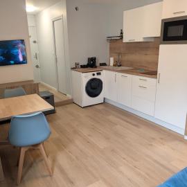 Appartement équipé centre,calme,gare 2 min, מלון בטברני
