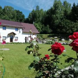 Agrowinnica, hotel i Borzytuchom