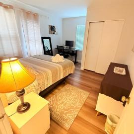 Modern 2BR Home 10 min Boston Near Assembly Row