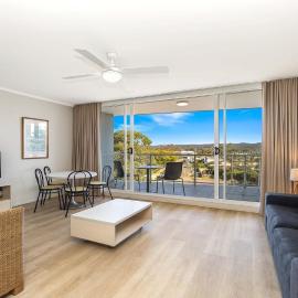 Hinterland Luxury - 1 Bedroom Hinterland View Apt