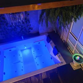 Magic Garden Luxury Pent-house