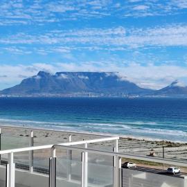 Atlantic Canvas - Mountain and Sea
