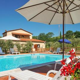 Awesome Apartment In Montecatini Val Di Cecina