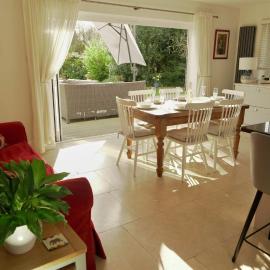 Spacious Home in the Cotswolds Parking & Garden, hotel in Kemerton