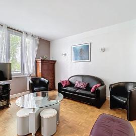 Spacious 2-room apartment near Nation