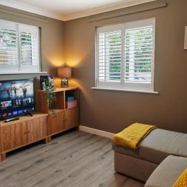 Comfortable Ground Floor Apartment with Parking