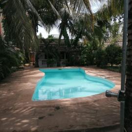 Susans cottages diani beach, hotel in Ukunda