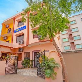 FabHotel Aditya Guest House 3