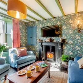 4 Bed in Pwllheli oc-91656, hotel en Bottwnog