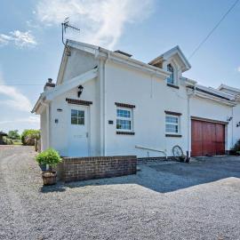 2 Bed in Pembroke Dock oc-60704, Hotel in Cosheston