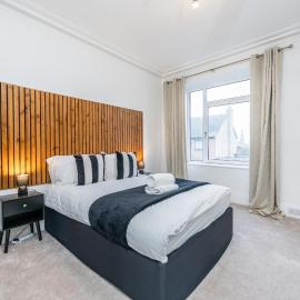 Cozy & Comfy Fully Furnished 3BR Peterhead Home Sleeps 5 Full Kitchen Free Parking Short & Long Lets Group & Contractor Friendly